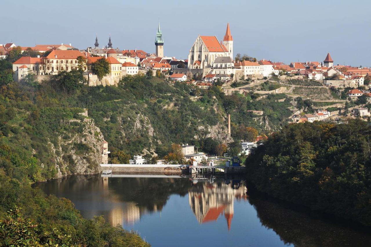 Apartman Mloci Udoli • Podyji Znojmo Bagian luar foto